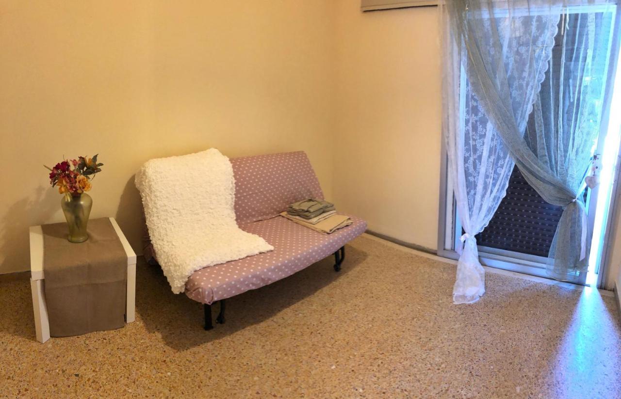 Blue Air Apartment 1Minute From Sea, 15 Min From The Airport Artemis City Center Екстер'єр фото